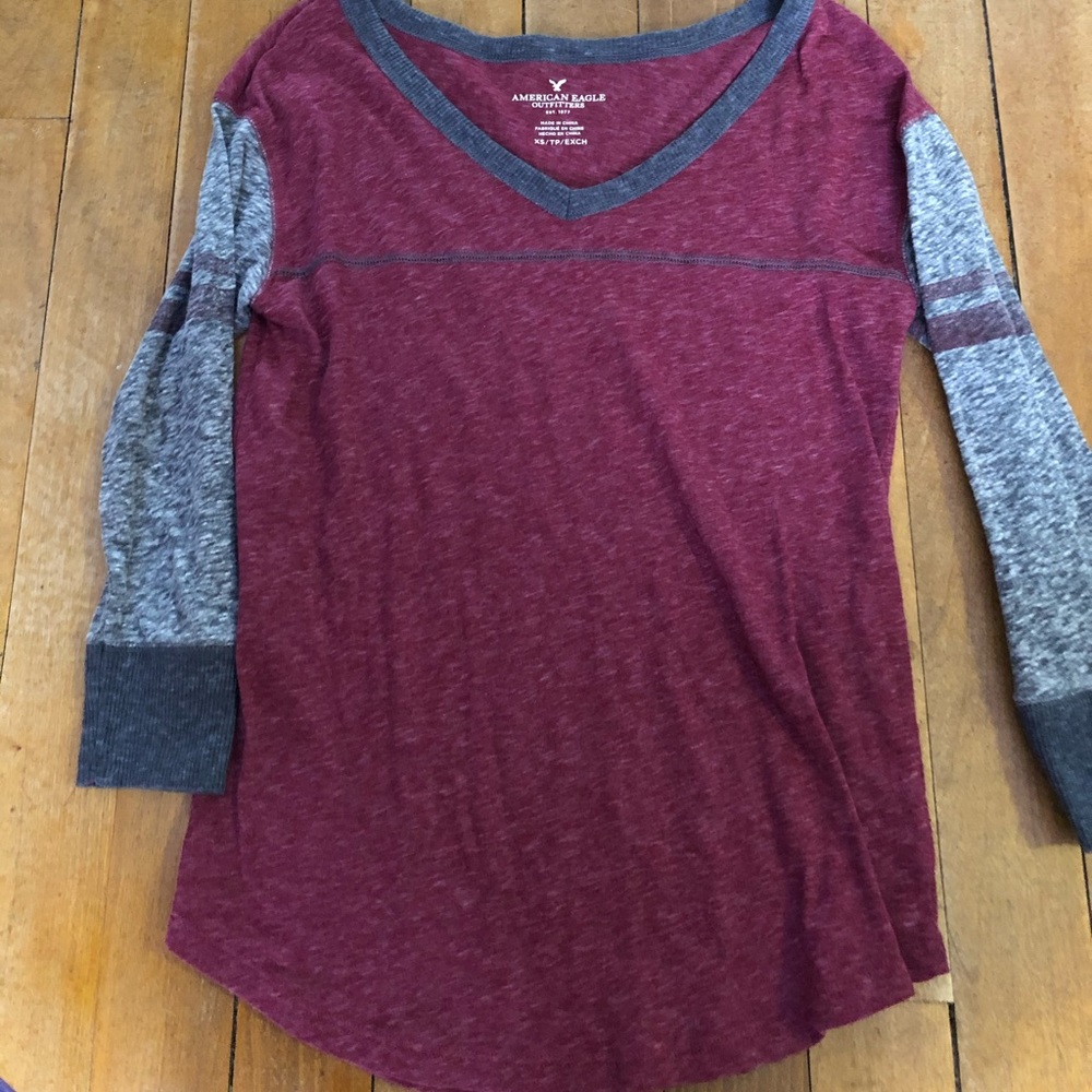 American eagle everyday tee